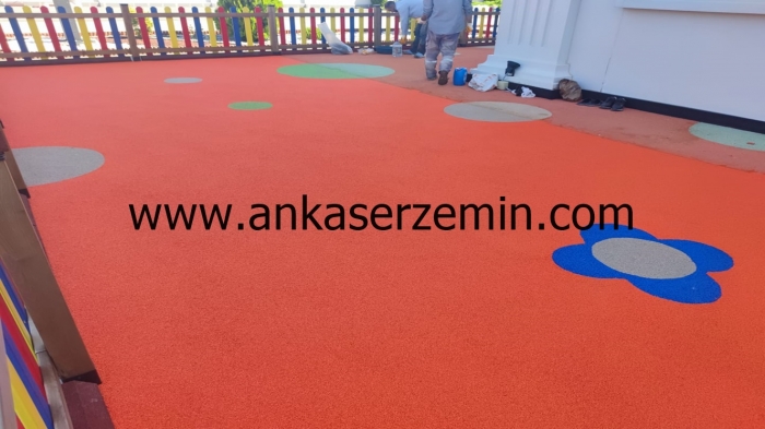 KREŞ BAHÇESİ EPDM DÖKME